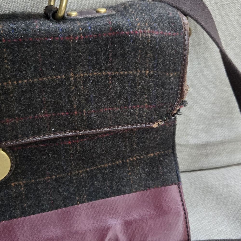 Fossil Wool Messenger Bag - Picture 5 of 16